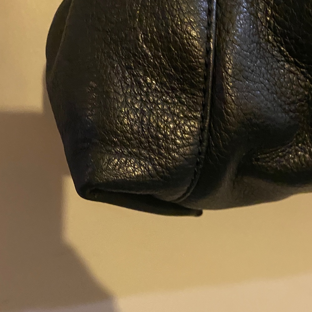 B Markowsky Black Leather Canterbury Satchel - Picture 11 of 16